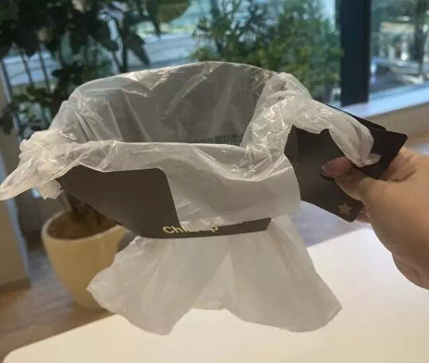 ビニール袋を取り替えれば繰り返し使える