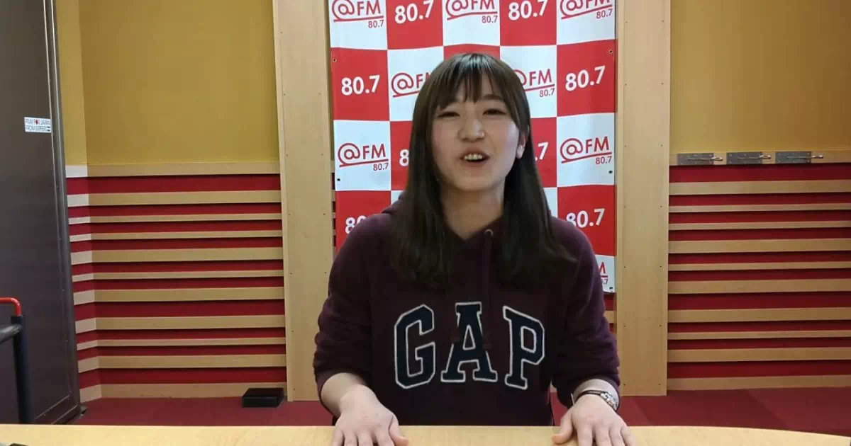 小林美鈴が21歳の時、夢の中でお漏らししたところ、実際におねしょしていて「気持ちよかった」という話。